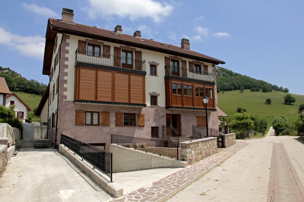 Apartamentos Irati Garralda 外观 照片